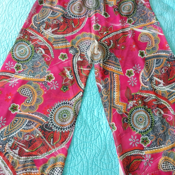 Flowy sheer beach capris. Drawstring 1 size. - Picture 6 of 7